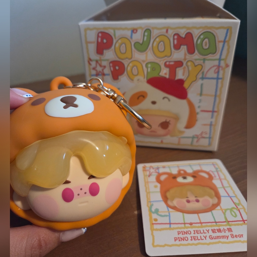 Pino Jelly- Popbean Pajama Party Earphone Bag Coin Purse Collectible Popmart